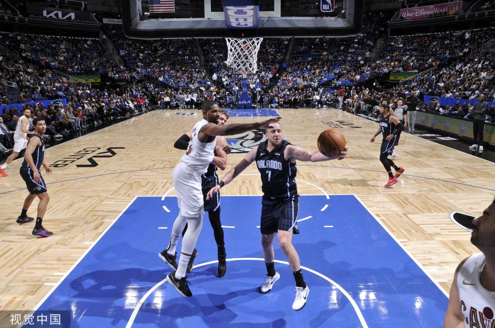 萨姆纳的影 萨姆纳的影