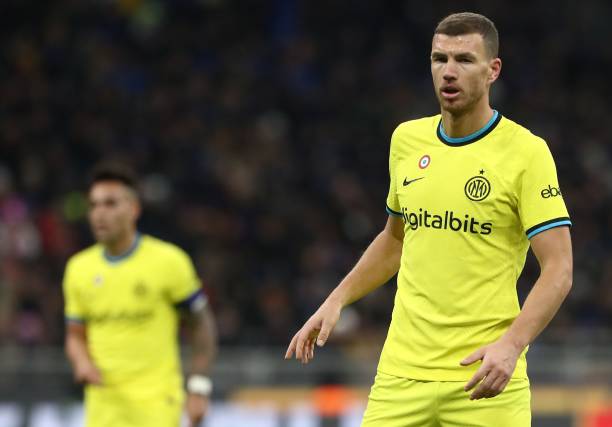 现出不错的 现出不错的